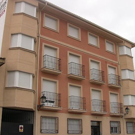 Apartahotel Los Hermanos Ocaña Екстериор снимка