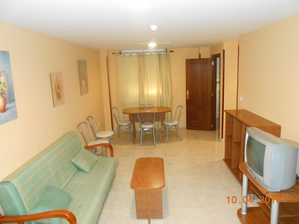 Apartahotel Los Hermanos Ocaña Екстериор снимка