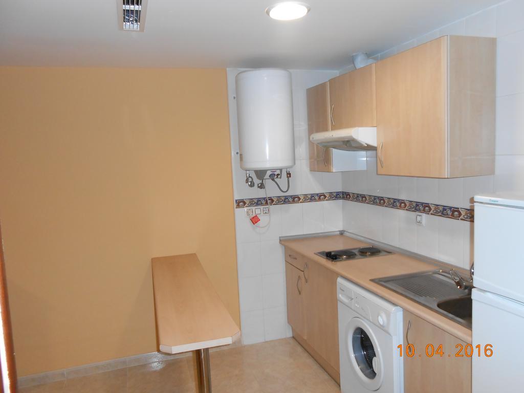 Apartahotel Los Hermanos Ocaña Екстериор снимка