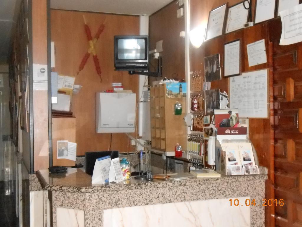 Apartahotel Los Hermanos Ocaña Екстериор снимка