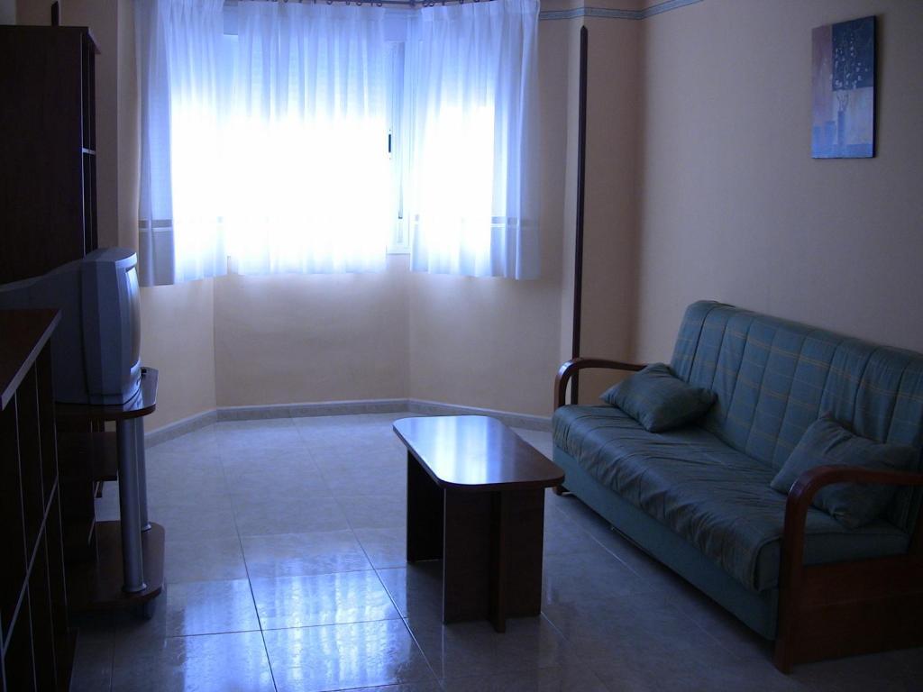 Apartahotel Los Hermanos Ocaña Стая снимка
