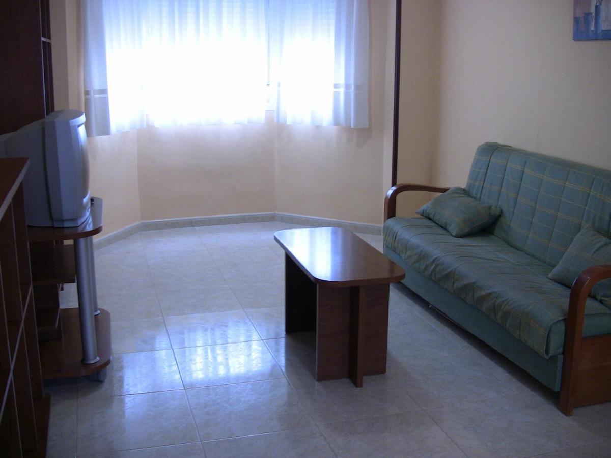 Apartahotel Los Hermanos Ocaña Стая снимка